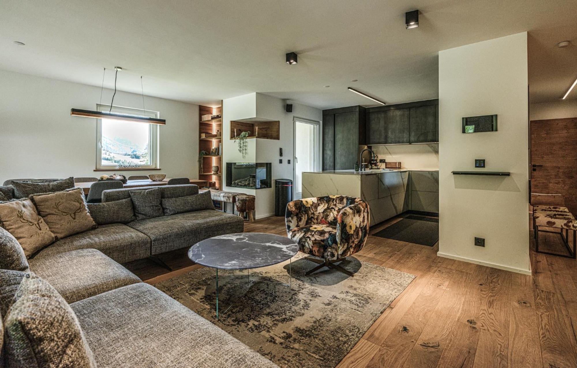 Luxury Mountain Apartment With Private Sauna And Underground Parking St. Moritz Exterior photo