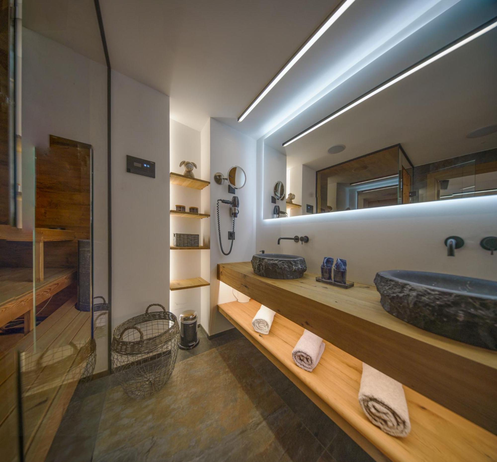 Luxury Mountain Apartment With Private Sauna And Underground Parking St. Moritz Exterior photo