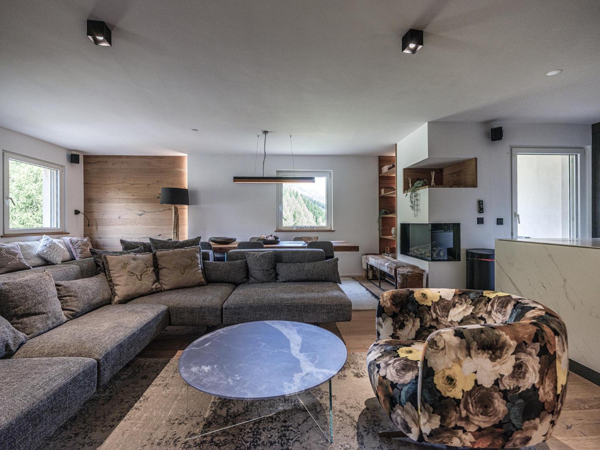 Luxury Mountain Apartment With Private Sauna And Underground Parking St. Moritz Exterior photo